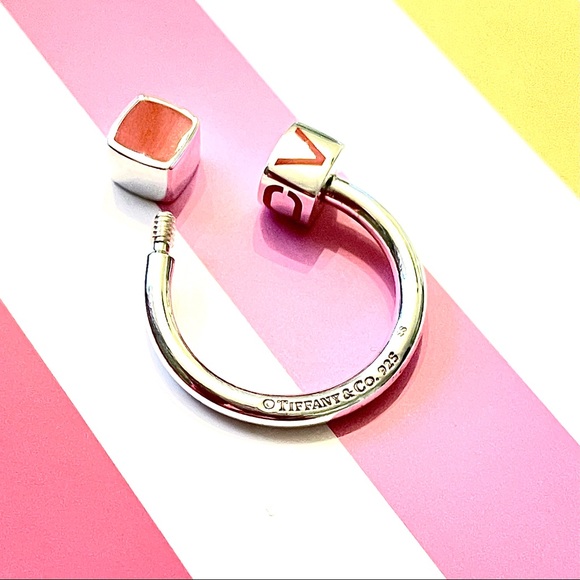 Tiffany & Co. RETIRED “LOVE” Cube Enamel Key Ring - Picture 4 of 5